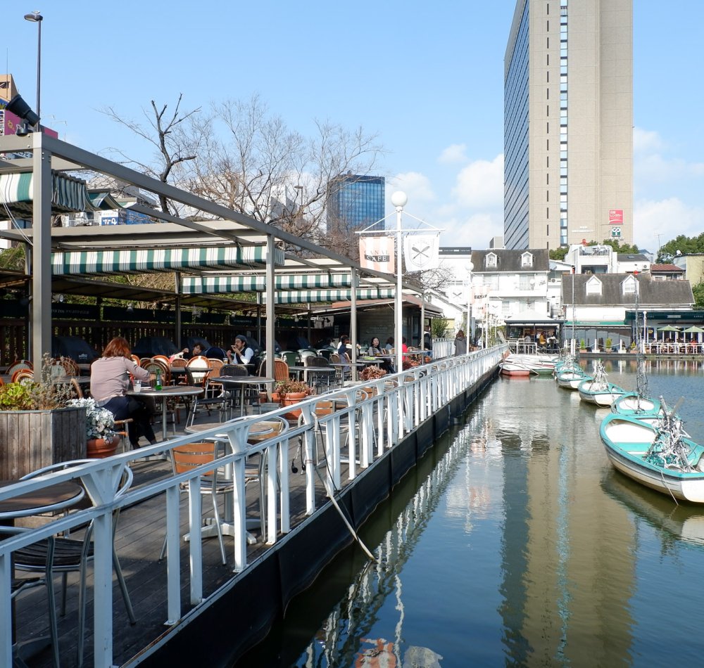 Boutiques et restaurants français à Kagurazaka (Tokyo)