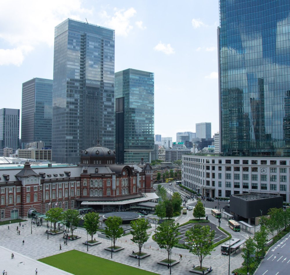 Vue sur la gare de Tokyo depuis Marunouchi House Vue sur la gare de Tokyo depuis Marunouchi House
