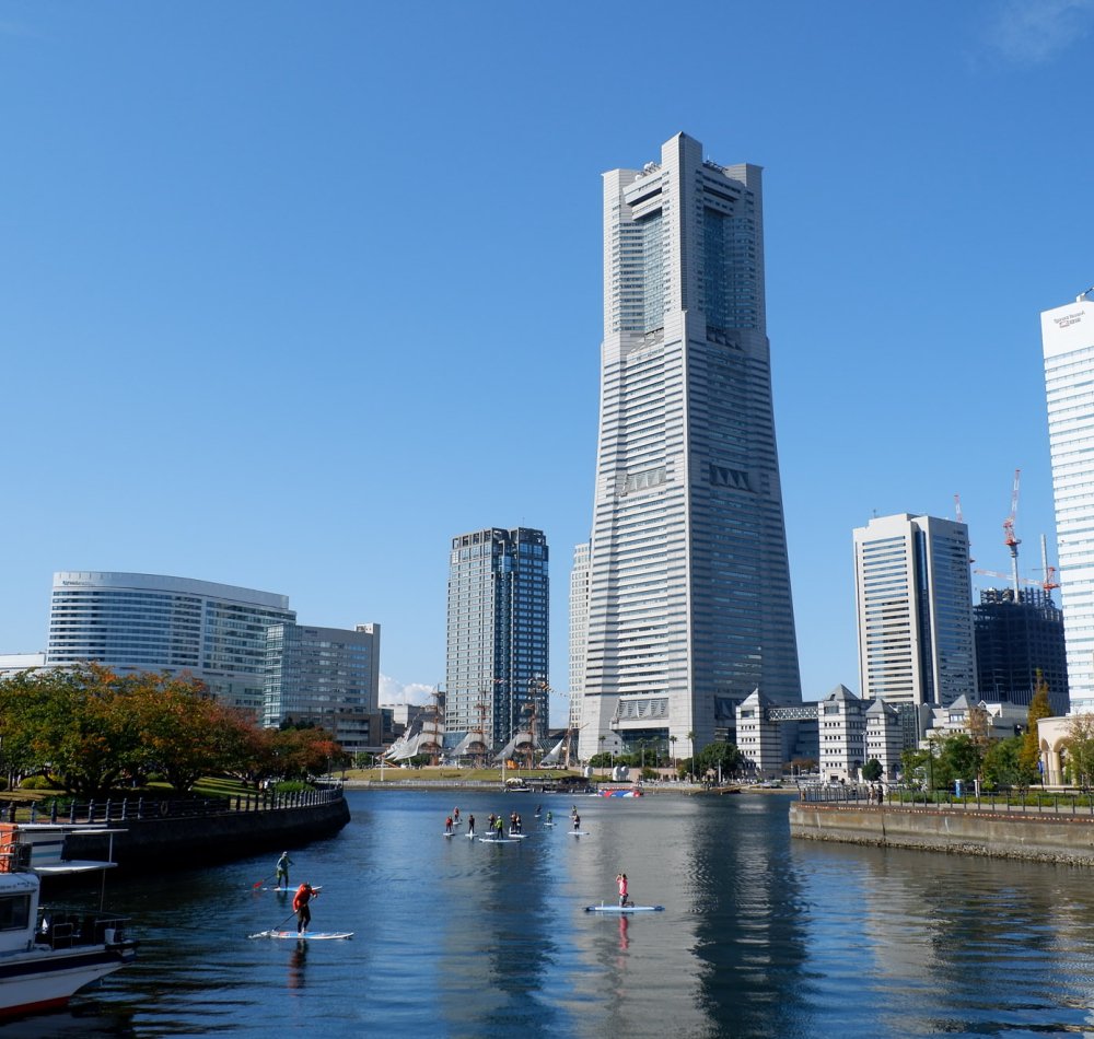 Minato Mirai 21 (Yokohama), vue sur la tour Landmark Tower et les autres gratte-ciels du quartier