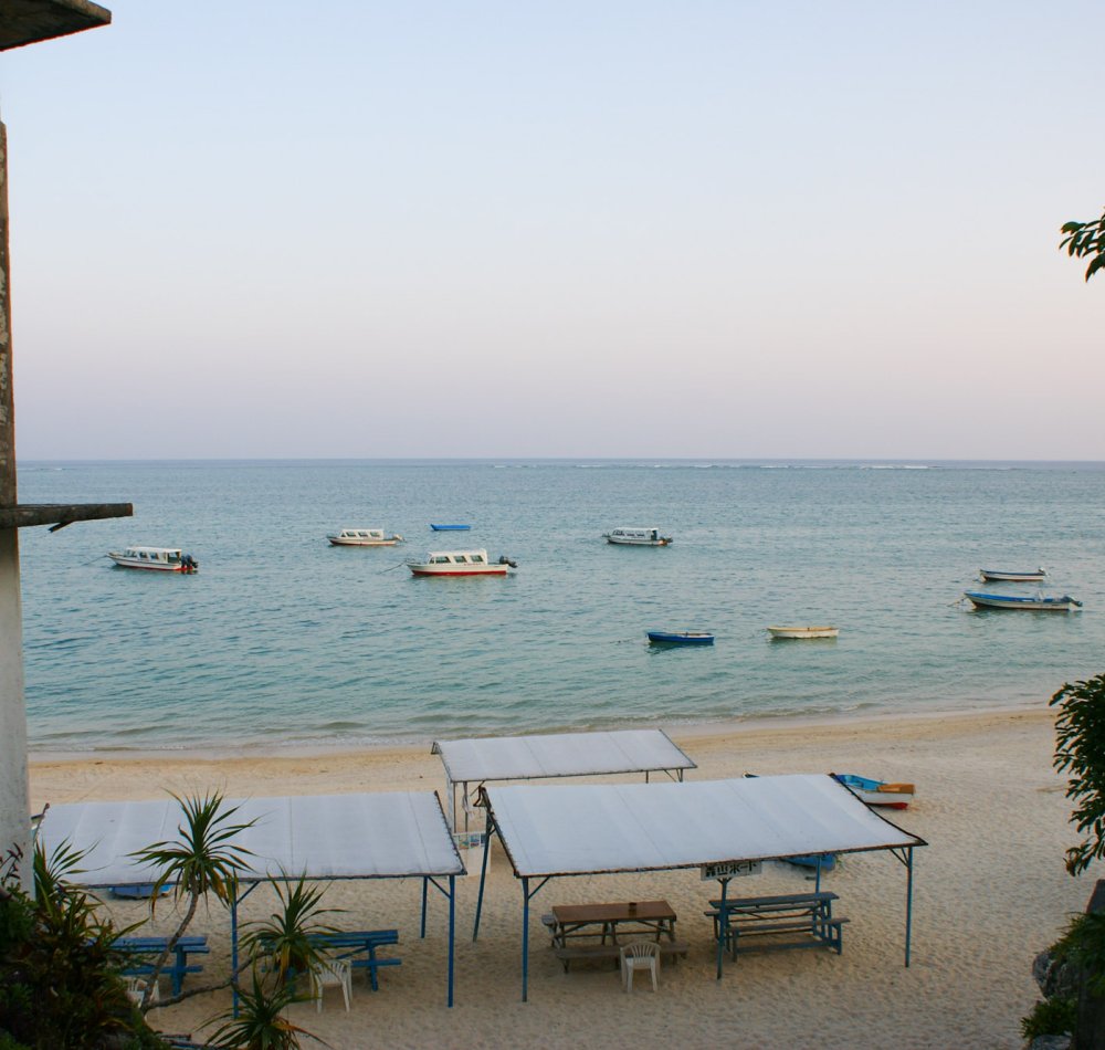 Plage de Mibaru à Okinawa