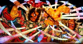 Char du Nebuta Matsuri exposé au Maison Nebuta Warasse (Aomori)