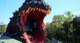 Nijigen no Mori, Godzilla Interception Operation Awaji, tyroliennes