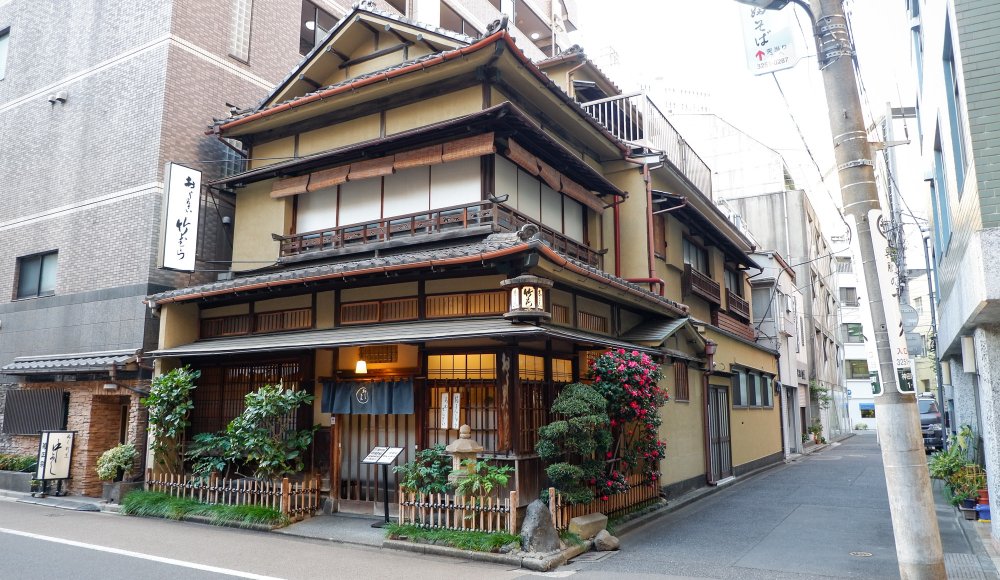 Takemura kissaten (Kanda, Tokyo), Vue d'ensemble sur le b&acirc;timent centenaire