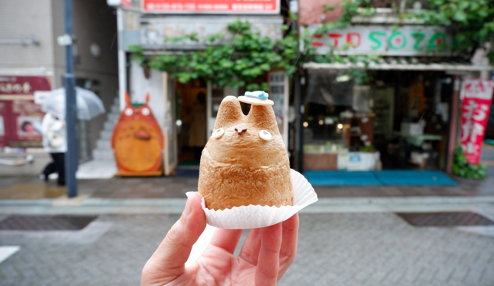 Shirohige&rsquo;s Cream Puff Factory Kichijoji (Tokyo), chou &agrave; la cr&egrave;me Totoro parfum chocolat